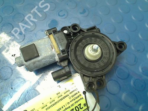 Left front window motor HYUNDAI i30 Estate (GD) 1.6 GDI | BP13644471E21 