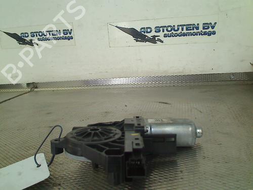 Fensterhebermotor vorne rechts für Fensterhebermotor vorne rechts VOLVO V40 Hatchback (525) T4 GTDi (180 hp) 33687026 33687026