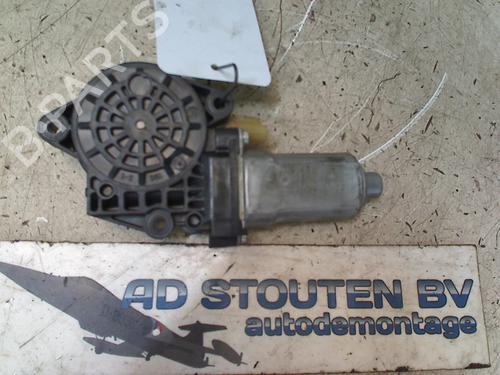 Used Left rear window motor HYUNDAI TUCSON (JM) 2.0 (141 hp) 11320586