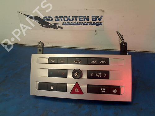 Used Climate control PEUGEOT 407 SW (6E_, 6D_) 2.0 16V (140 hp) 13212097