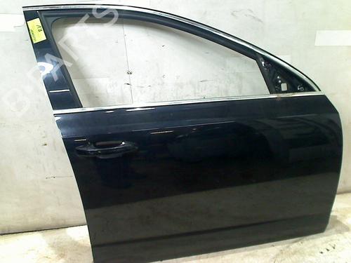 Used Right front door SKODA OCTAVIA III Combi (5E5, 5E6) 1.0 TSI (115 hp) 31010125
