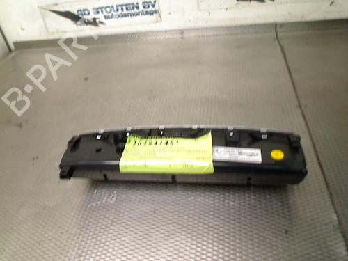 Used Switch Switch MERCEDES-BENZ C-CLASS T-Model (S205) C 350 e (205.247) (279 hp) 33976529 33976529