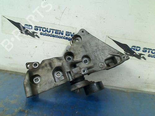 Used Engine mount Engine mount MERCEDES-BENZ A-CLASS (W176) A 180 CDI / d (176.012) (109 hp) 33648848 33648848