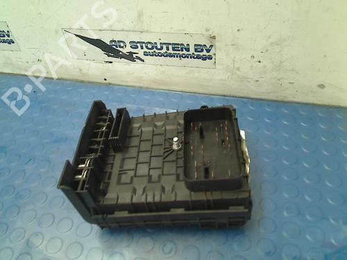 Used Fuse box SEAT LEON (1P1) 1.6 (102 hp) 11325419