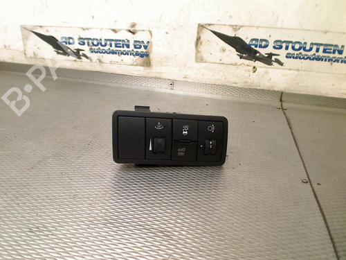Used Switch Switch HYUNDAI i20 I (PB, PBT) 1.2 (78 hp) 33869120 33869120