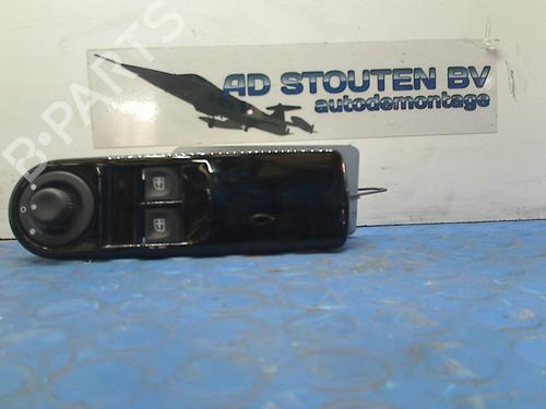 Used Left front window switch RENAULT CLIO IV (BH_) 0.9 TCe 90 (BHNF, BHMA, BHMH, BHJK, BHJR) (90 hp) 11262486