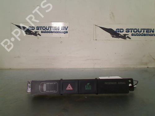 Used Warning switch MITSUBISHI OUTLANDER III (GG_W, GF_W, ZJ, ZL, ZK) Plug-in Hybrid (GG2W) (200 hp) 18839180
