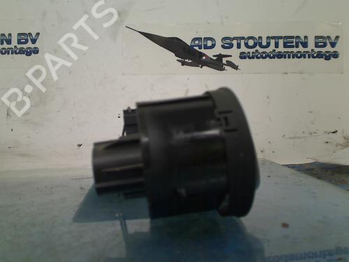 Headlight switch AUDI A1 Sportback (8XA, 8XF) 1.4 TDI | BP13654747I24 