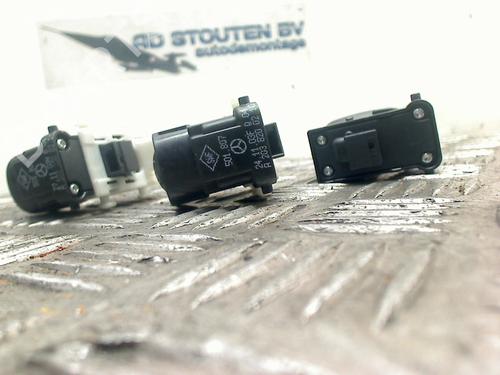 Switch MERCEDES-BENZ C-CLASS (W203) C 180 Kompressor (203.046) | BP11303484I30 