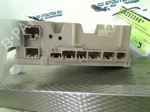 Fuse box CITROËN C1 II (PA_, PS_) 1.0 VTi 72 | BP28474054E1 