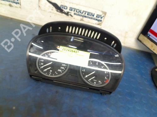 Used Instrument cluster Instrument cluster 21556630 21556630