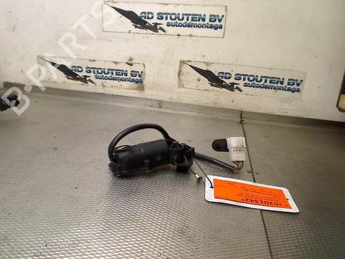 Altro MERCEDES-BENZ E-CLASS T-Model (S212) E 200 CDI / BlueTEC (212.205, 212.206) (136 hp) 31071039