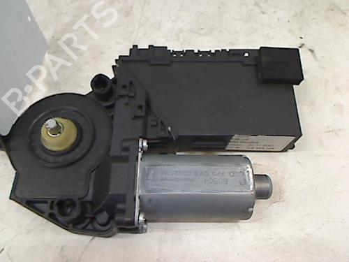 Right rear window motor VW TOUAREG (7LA, 7L6, 7L7) 2.5 R5 TDI | BP11308821E22 