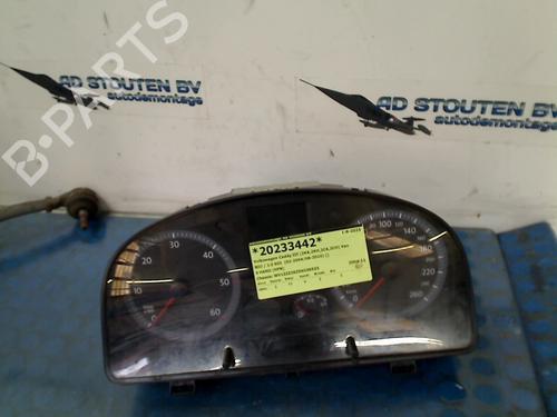 Cuadro instrumentos Cuadro instrumentos VW CADDY III Box Body/MPV (2KA, 2KH, 2CA, 2CH) 2.0 SDI (70 hp) 15178309 15178309