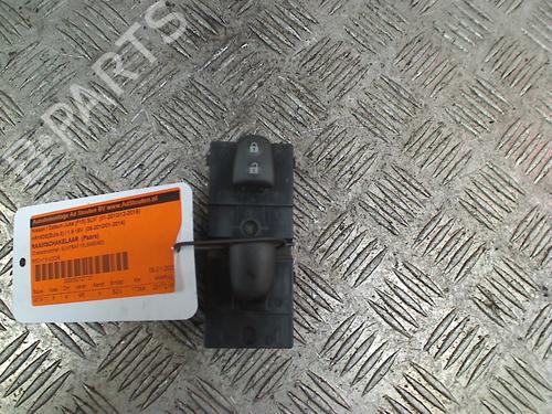 Used Switch NISSAN JUKE (F15) 1.6 (117 hp) 11311512