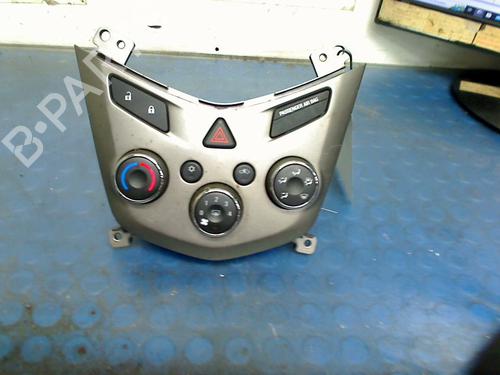 Climate control CHEVROLET AVEO Hatchback (T300) 1.3 D | BP17368767I5 