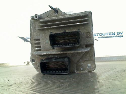 Used Engine control unit (ECU) OPEL ASTRA H TwinTop (A04) 1.6 (L67) (105 hp) 26233717