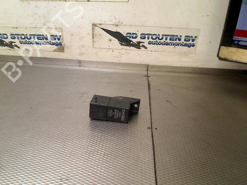 Used Electronic sensor FORD FOCUS III Turnier 1.6 TDCi ECOnetic (105 hp) 29140101