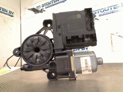 Used Left front window motor VW PASSAT B6 Variant (3C5) 1.4 TSI (122 hp) 28624970