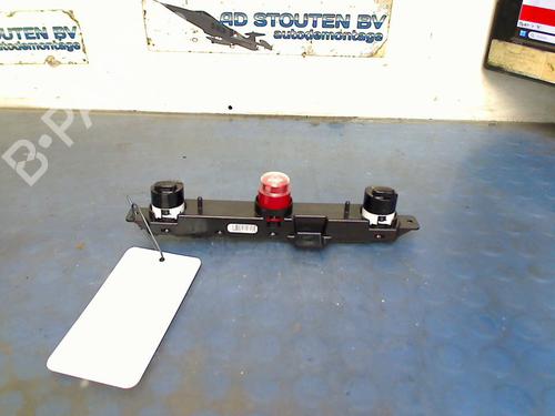 Used Warning switch FIAT 500 (312_) 0.9 (312AXG1A, 312.AXG11) (86 hp) 25740521
