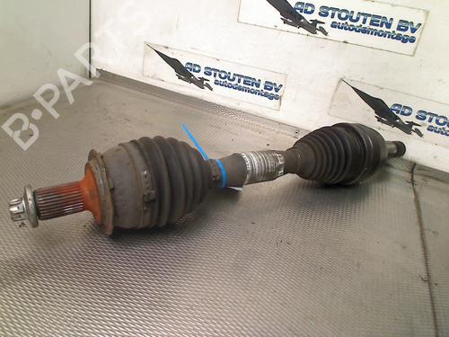 Drivaksel fortil venstre MERCEDES-BENZ B-CLASS Sports Tourer (W246, W242) B 180 (246.242) (122 hp) 29925058