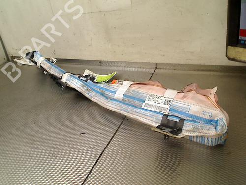 Used Right curtain airbag VW POLO VI (AW1, BZ1, AE1) 1.0 TSI (110 hp) 33011087