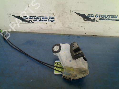 Used Front right lock PEUGEOT 108 1.0 VTi (69 hp) 13622080