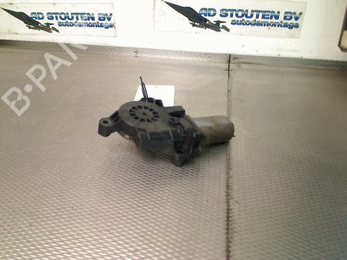 Vindusheismotor venstre bak Vindusheismotor venstre bak MERCEDES-BENZ A-CLASS (W177) A 250 e (177.086) (218 hp) 37534798 37534798