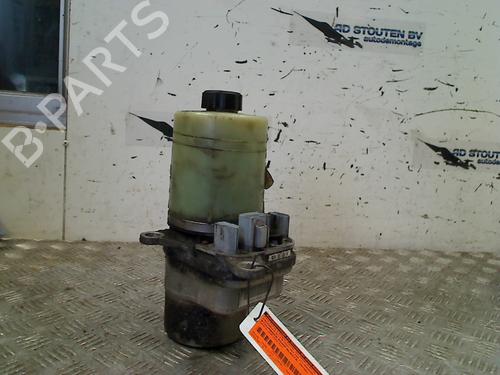 Used Steering pump Steering pump FORD FOCUS II Turnier (DA_, FFS, DS) 1.6 TDCi (109 hp) 13124915 13124915