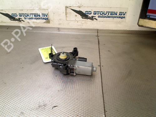 Used Right front window motor FORD USA MUSTANG MACH-E (CGW) EV (286 hp) 31095866