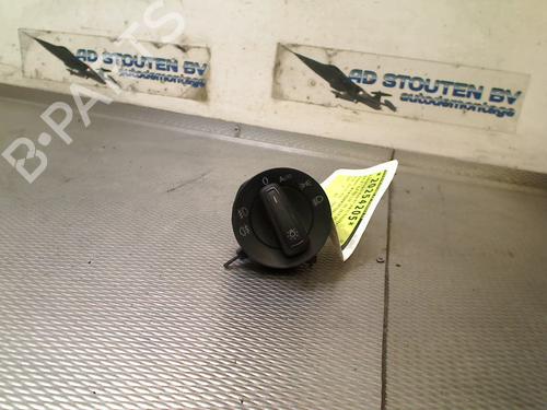 Forlygtekontakt VW POLO VI (AW1, BZ1, AE1) 1.0 TSI (95 hp) 31060115