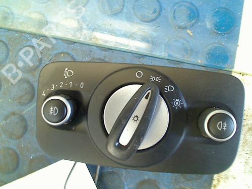 Headlight switch FORD FIESTA VI (CB1, CCN) 1.25 | BP13613572I24 