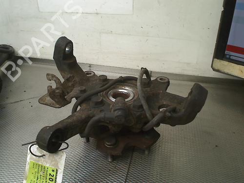 Used Right front steering knuckle Right front steering knuckle MITSUBISHI PAJERO III Canvas Top (V6_W, V7_W) 3.5 V6 GDI (V65W, V75W) (203 hp) 33337338 33337338