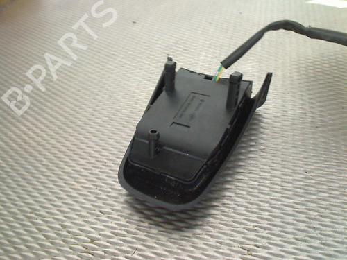 Switch RENAULT TWINGO III (BCM_, BCA_) 1.0 SCe 70 | BP30830480I30 
