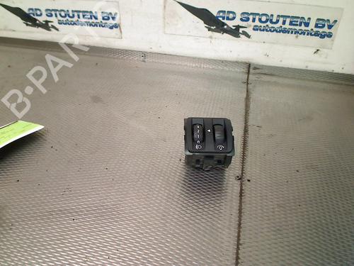 Used Switch RENAULT CLIO IV (BH_) 0.9 TCe 90 (BHNF, BHMA, BHMH, BHJK, BHJR) (90 hp) 26652924