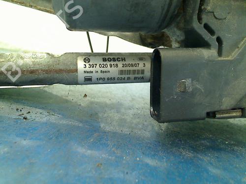 Viskermotor vindrute SEAT LEON (1P1) 1.9 TDI (105 hp) 11326084