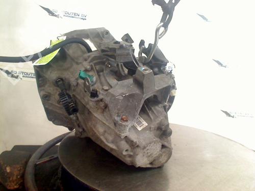 Getriebe für RENAULT MEGANE III Grandtour (KZ0/1) 1.5 dCi (KZ09, KZ0D, KZ1G, KZ29, KZ14, KZ1W, KZ10, KZ1F,... (110 hp) 31807371