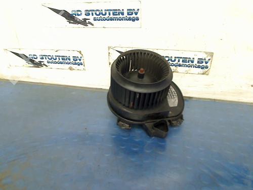 Used Heater blower motor MERCEDES-BENZ GLA-CLASS (X156) GLA 45 AMG 4-matic (156.952) (360 hp) 21055756