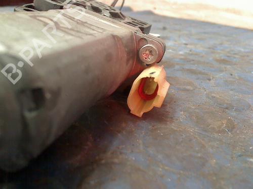 Right rear window motor KIA SPORTAGE II (JE_, KM_) 2.0 i 16V | BP11324502E22 