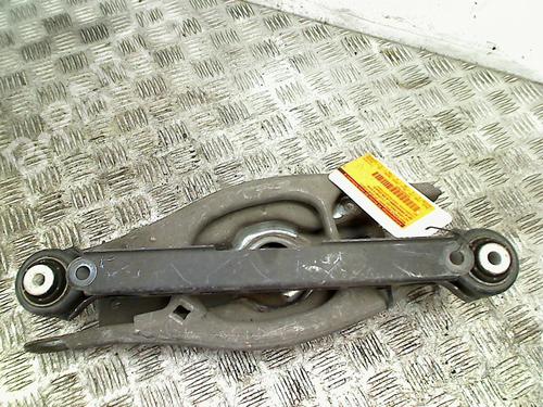 Venstre bagtil bærearm BMW 3 (E90) 330 d (245 hp) 11302097