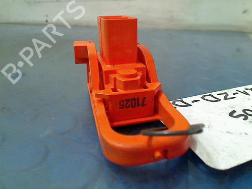 Switch TOYOTA PRIUS Liftback (_W2_) 1.5 Hybrid (NHW20_, NHW20R) | BP11306094I30 