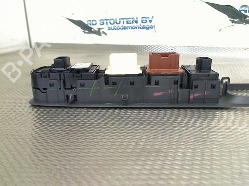 Left front window switch RENAULT CAPTUR I (J5_, H5_) 1.2 TCe 120 | BP30435364I27