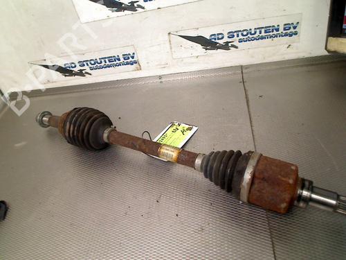 Antriebswelle links vorne FORD FIESTA VI (CB1, CCN) 1.25 | BP29299782M38