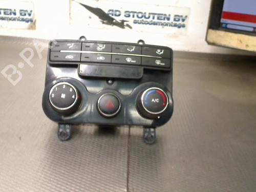 Used Climate control Climate control HYUNDAI i30 Estate (FD) 1.6 CRDi (116 hp) 34715060 34715060
