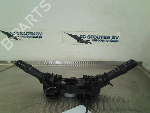 Comutador piscas / escovas TOYOTA RAV 4 III (_A3_) 2.2 D 4WD (ALA30_, ALA30R) (177 hp) 31817862