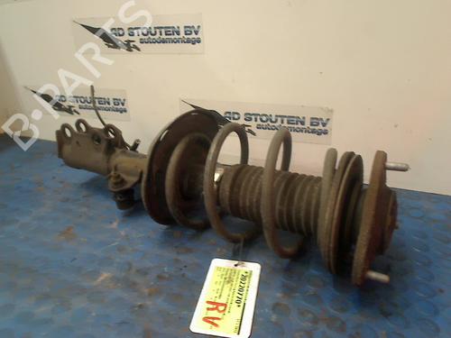 Used Right front shock absorber TOYOTA AURIS Estate (_E18_) 1.8 Hybrid (ZWE186_, ZWE186R, ZWE186H) (136 hp) 11263217