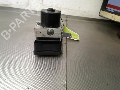 Used ABS pump BMW 3 Touring (E91) 318 i (143 hp) 32855535