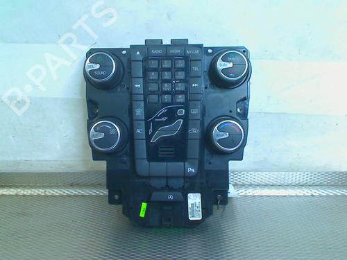 switch-volvo-v40-hatchback-525-2012-2013-2014-2015-2016-2017-2018-2019-33247014 main image