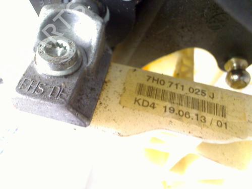 Shift knob VW TRANSPORTER T5 Van (7HA, 7HH, 7EA, 7EH) 2.0 TDI | BP29585580I34 