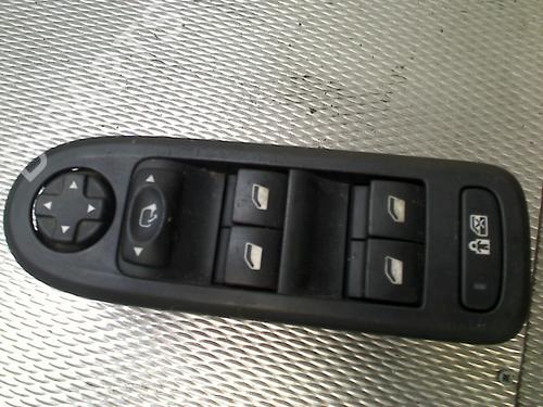 Left front window switch CITROËN C5 III Break (RW_) 1.6 THP 155 | BP33448547I27  - Image 6